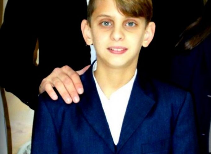 Συμφωνική Ορχήστρα Νέων Ελλάδος: Ο Νικολάκης 12 ετών ερμηνεύει τα ”ΔΙΟΔΙΑ”