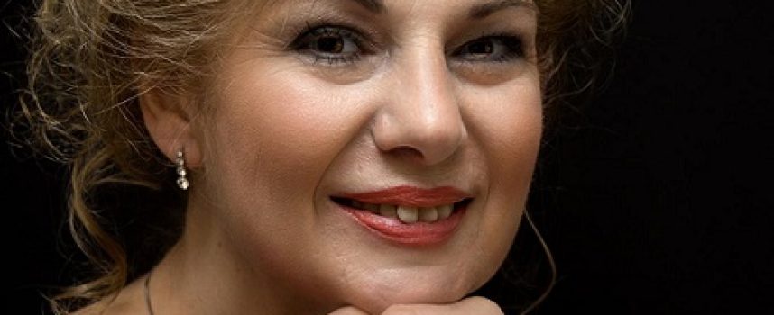 Αγάπη Ντόκα: συνέντευξη στην Μαρία Τσακίρη