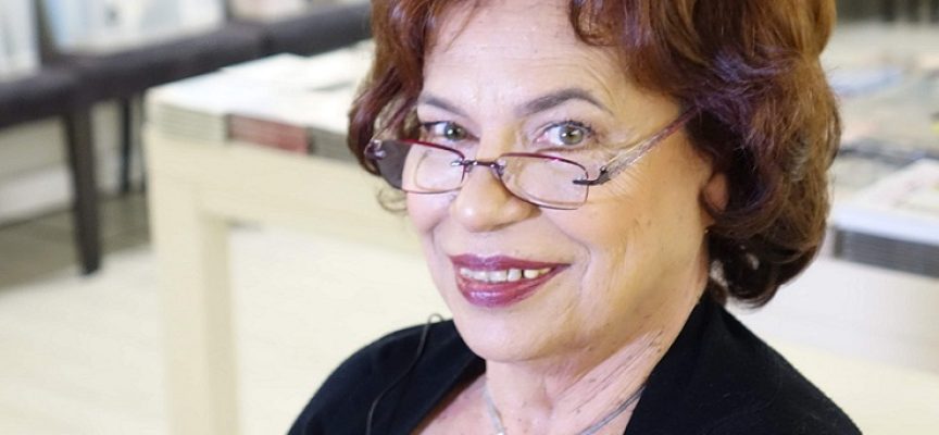 Νάνσυ Καλφούδη – Παπάκου: συνέντευξη στην Μαρία Τσακίρη