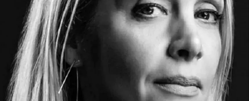 Σόνια Σαουλίδου: συνέντευξη Μαρία Τσακίρη