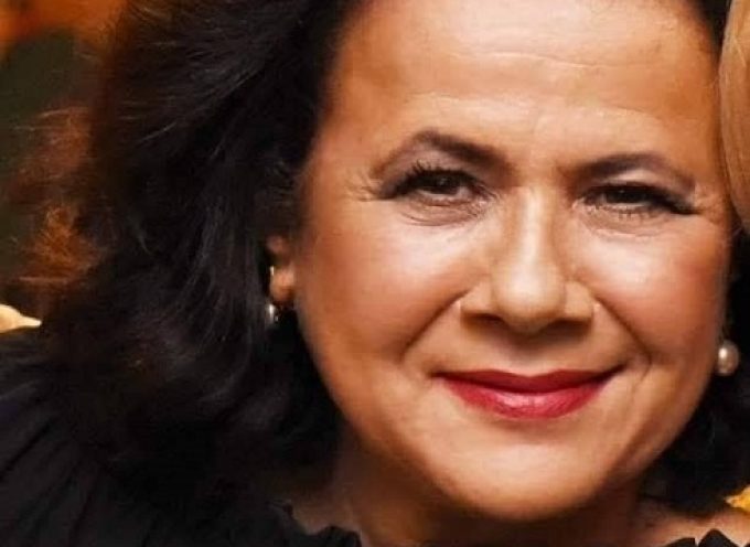 Τζίνα Ψάρρη: συνέντευξη στη Μαρία Τσακίρη