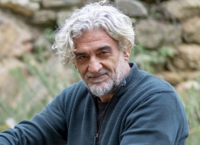 Παναγιώτης Χανός: συνέντευξη στη Μαρία Τσακίρη