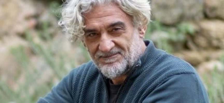 Παναγιώτης Χανός: συνέντευξη στη Μαρία Τσακίρη Παναγιώτης Χανός: συνέντευξη στη Μαρία Τσακίρη
