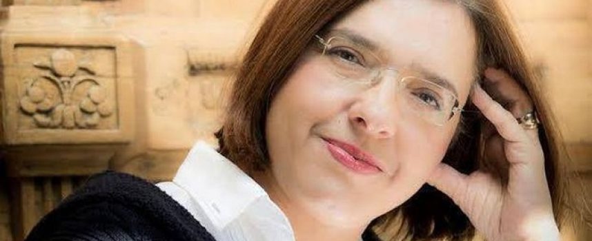 Εύα Μ. Μαθιουδάκη: συνέντευξη στη Μαρία Τσακίρη
