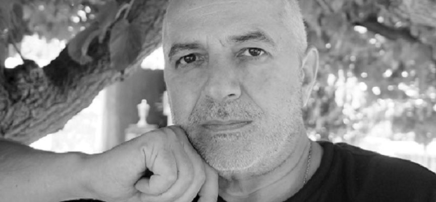 Θεοχάρης Μπικηρόπουλος: συνέντευξη στη Μαρία Τσακίρη
