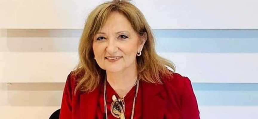 Νίκη Γκίζη: συνέντευξη στη Μαρία Τσακίρη Νίκη Γκίζη: συνέντευξη στη Μαρία Τσακίρη