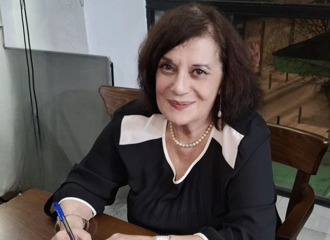 Μαίρη Τυφλιώρη: συνέντευξη στη Μαρία Τσακίρη